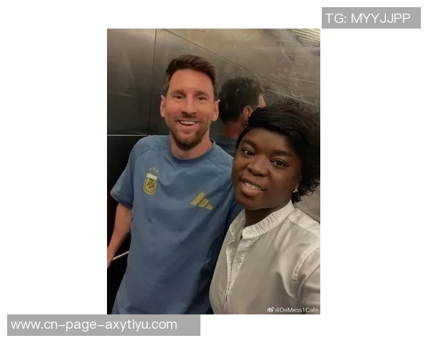 小贝与梅西合影留念为赛季画上完美句点难忘瞬间永存心间 小贝与梅西合影留念为赛季画上完美句点难忘瞬间永存心间